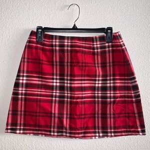 Red plaid mini skirt